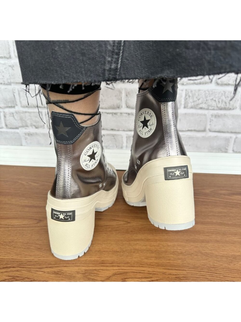 ⭐Converse Chuck 70 De Luxe Heel 7.5 Women Shoes Sneakers Metallic Silver A09896C - Picture 6 of 12
